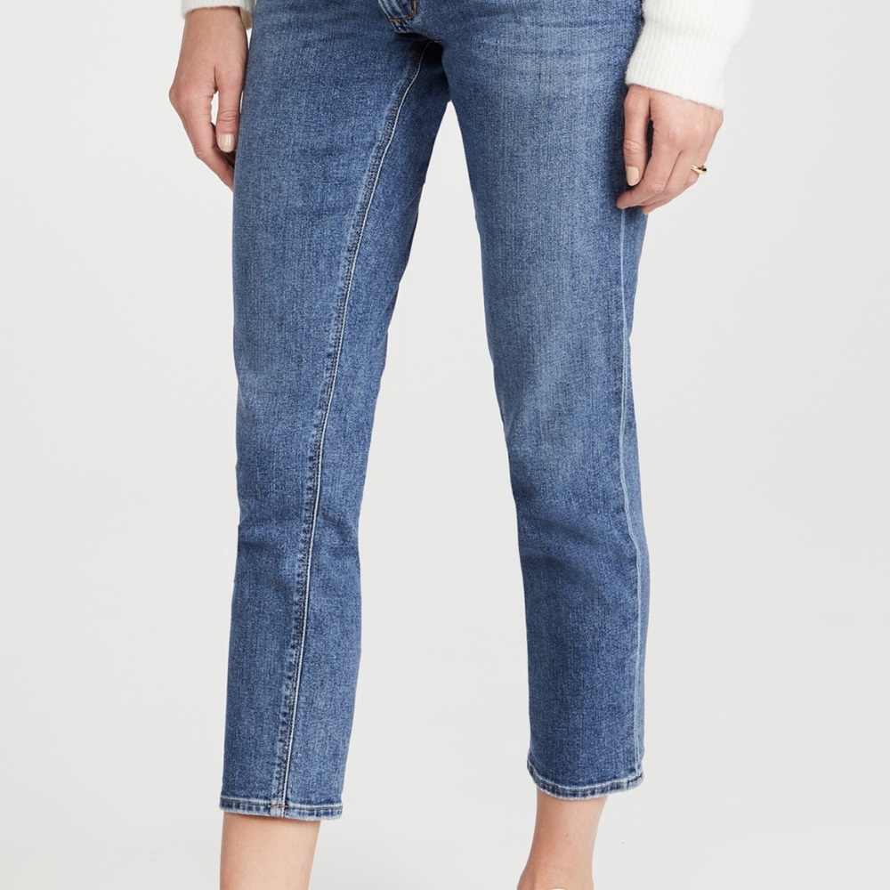 Worn once Joes Maternity Jeans size 25